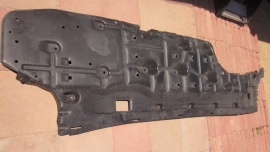 Maserati - under body floor cover - 670032423